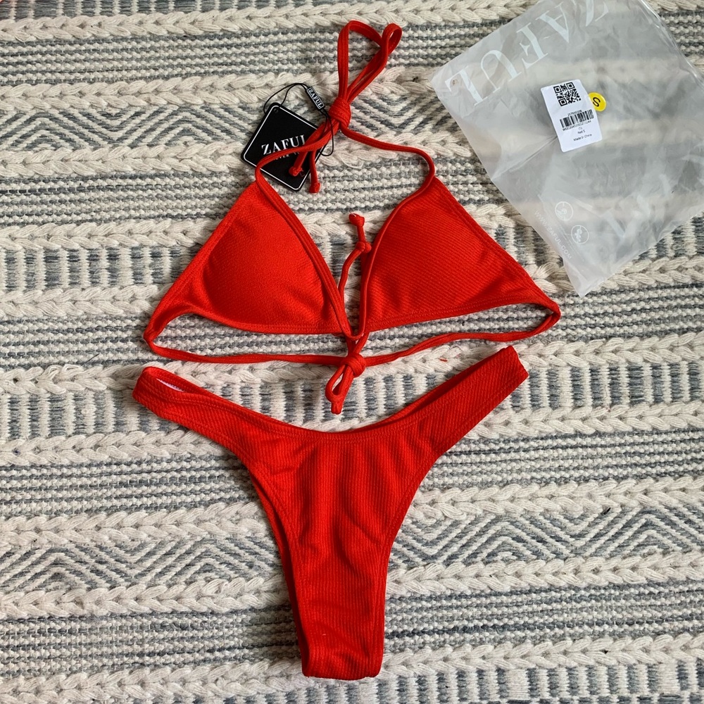 BRAND NEW zaful red bikini